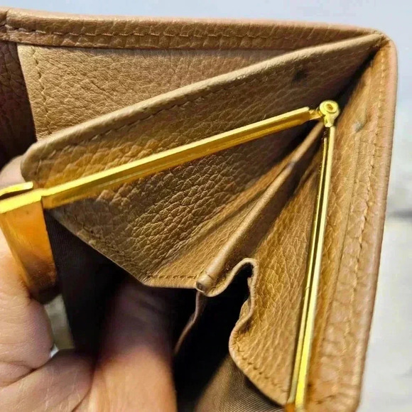 Dior honeycomb pattern Wallet - Picture 14 of 14